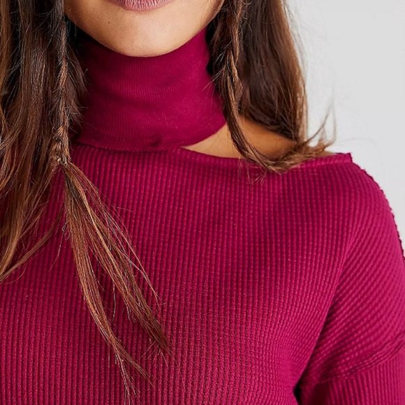 NEW Free People Just For You Cutout Shoulder Mock Neck Thermal Top Wine $98 S - Picture 8 of 11